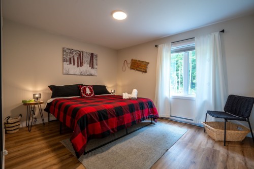 Chambre à coucher - 232 Ch. Du Pavillon-Kanata, Amherst, QC - Indoor Photo Showing Bedroom