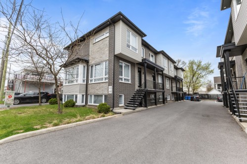1320 Rue La Salle  Longueuil (Le Vieux-Longueuil), QC J4K 0B8