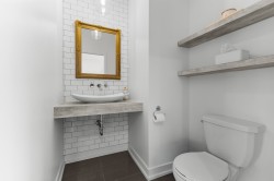 Powder room - 