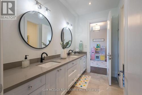 451C Montreal Circle, Hamilton, ON - Indoor Photo Showing Bathroom