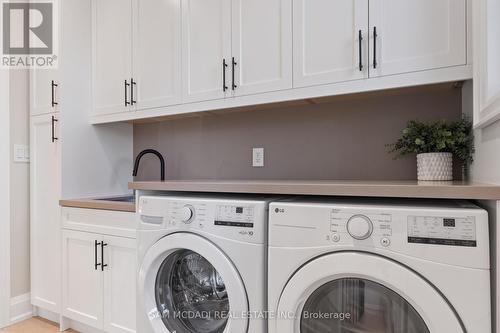 451C Montreal Circle, Hamilton, ON - Indoor Photo Showing Laundry Room
