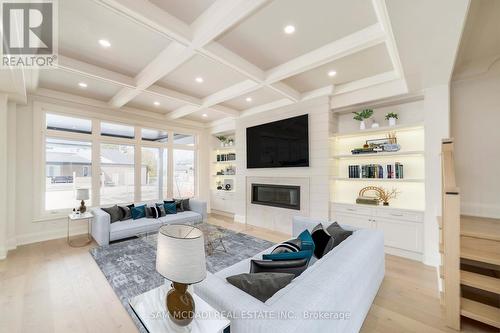451C Montreal Circle, Hamilton, ON - Indoor With Fireplace