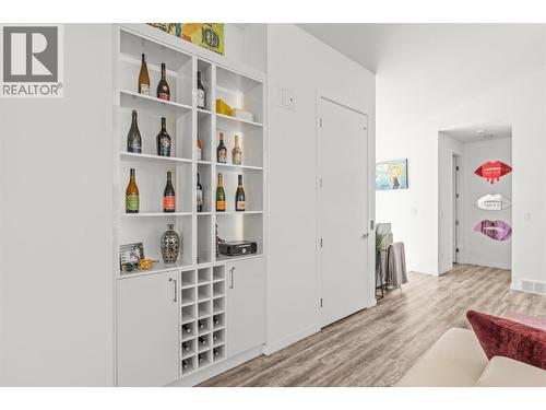 7938 Graystone Drive, Coldstream, BC - Indoor