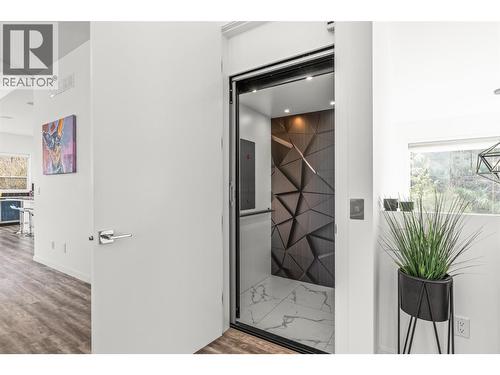 7938 Graystone Drive, Coldstream, BC - Indoor Photo Showing Other Room
