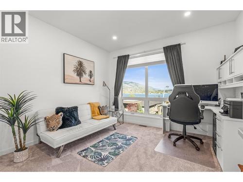 7938 Graystone Drive, Coldstream, BC - Indoor
