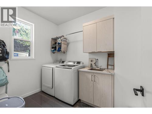 7938 Graystone Drive, Coldstream, BC - Indoor Photo Showing Laundry Room