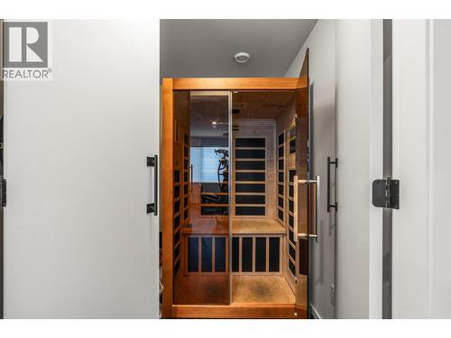 7938 Graystone Drive, Coldstream, BC - Indoor Photo Showing Other Room