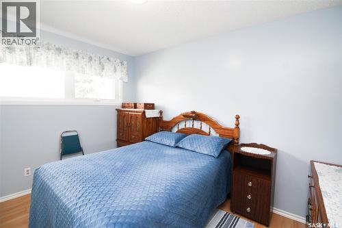 435 3Rd Avenue E, Shaunavon, SK - Indoor Photo Showing Bedroom