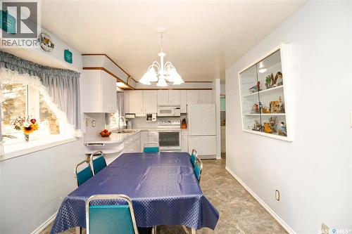 435 3Rd Avenue E, Shaunavon, SK - Indoor Photo Showing Other Room