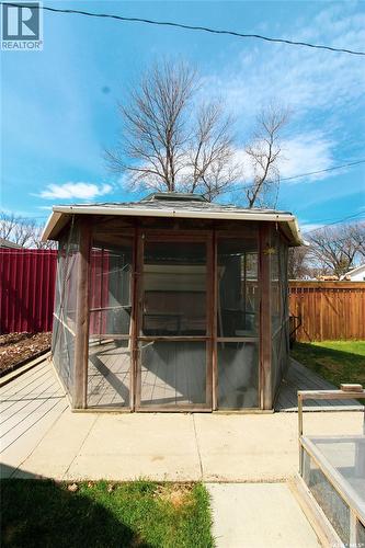 435 3Rd Avenue E, Shaunavon, SK - Outdoor