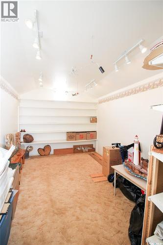 435 3Rd Avenue E, Shaunavon, SK - Indoor Photo Showing Other Room