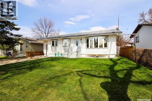 435 3Rd Avenue E, Shaunavon, SK - Outdoor
