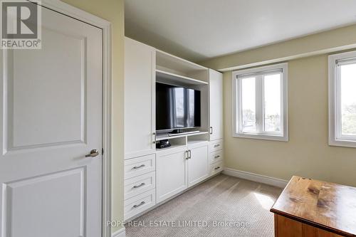 21 Ruby Lang Lane, Toronto, ON - Indoor