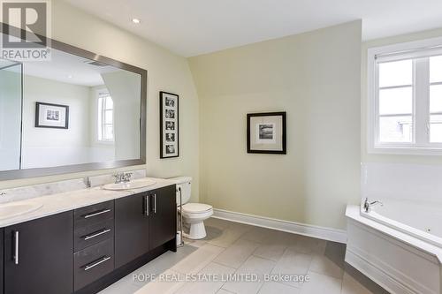 21 Ruby Lang Lane, Toronto, ON - Indoor Photo Showing Bathroom