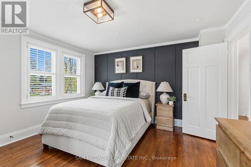 1296 Clarkson Road N, Mississauga, ON - Indoor Photo Showing Bedroom