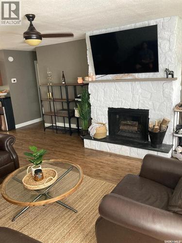 610 Aurora Street, Saskatchewan Beach, SK - Indoor Photo Showing Living Room With Fireplace