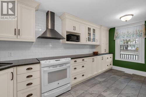 90 Doran Road, Springwater, ON - Indoor Photo Showing Kitchen