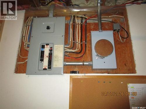 222 Westview Drive, Coronach, SK - Indoor Photo Showing Basement