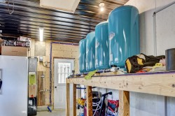 Garage - 