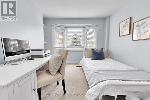 14 Windham Crescent, Clarington, ON - Indoor Photo Showing Bedroom
