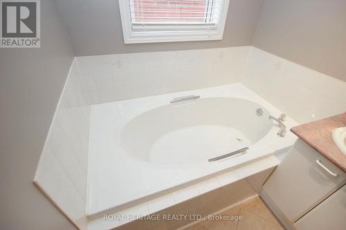 92 Booth Crescent, Ajax (Central), ON - Indoor Photo Showing Bathroom