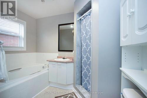 92 Booth Crescent, Ajax (Central), ON - Indoor Photo Showing Bathroom
