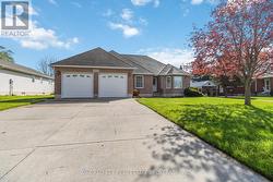 6 BACKUS DRIVE Norfolk (Port Rowan), ON N0E 1M0