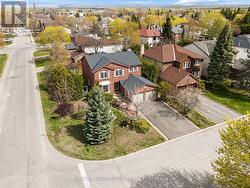 1 ACKLAM TERRACE  Ottawa, ON K2K 2H1
