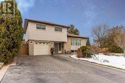 4 DERWENT AVENUE Brampton, ON L6W 1K2