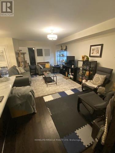 72 Blacksmith Drive, Woolwich, ON - Indoor Photo Showing Other Room