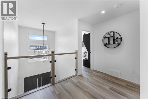 7365 Jonathan Drive, Niagara Falls, ON - Indoor