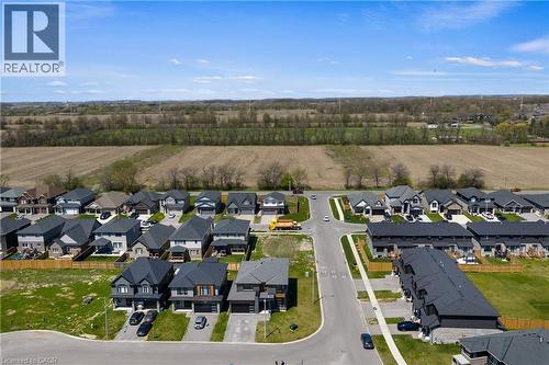 7365 Jonathan Drive, Niagara Falls, ON - Outdoor With View