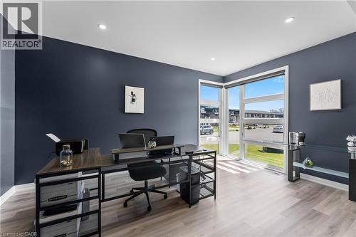7365 Jonathan Drive, Niagara Falls, ON - Indoor Photo Showing Office