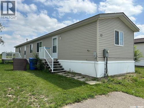 17 2004 Alice Road, Estevan, SK 