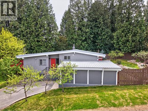 902 26Th Street, Castlegar, BC - Outdoor