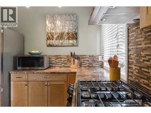 902 26Th Street, Castlegar, BC - Indoor