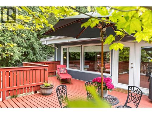902 26Th Street, Castlegar, BC - Outdoor With Deck Patio Veranda With Exterior
