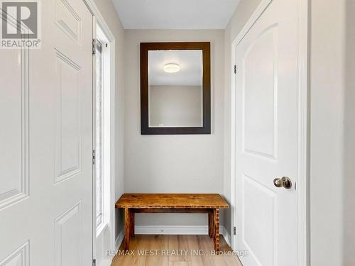 195 Banting Crescent, Essa, ON - Indoor Photo Showing Other Room