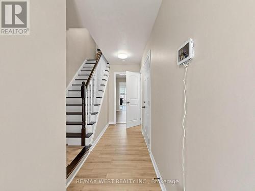 195 Banting Crescent, Essa, ON - Indoor Photo Showing Other Room