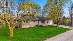 85 WILLIAM STREET E  Minto, ON N0G 1Z0