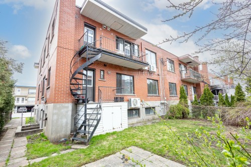 Cour - 11827 Rue Joseph-Casavant, Montréal (Ahuntsic-Cartierville), QC - Outdoor