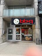 101 - 652 SPADINA AVENUE Toronto, ON M5S 2H7
