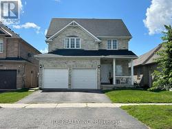 UPPER - 45 LAURELBANK CRESCENT Georgina, ON L4P 3E9