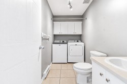 Powder room - 