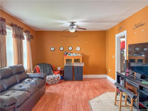 33 Hillcrest Ave, Hartland, NB 