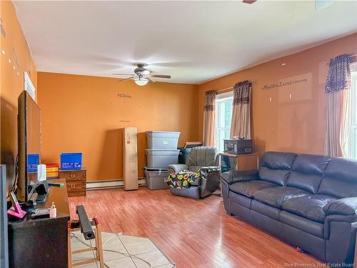 33 Hillcrest Ave, Hartland, NB 