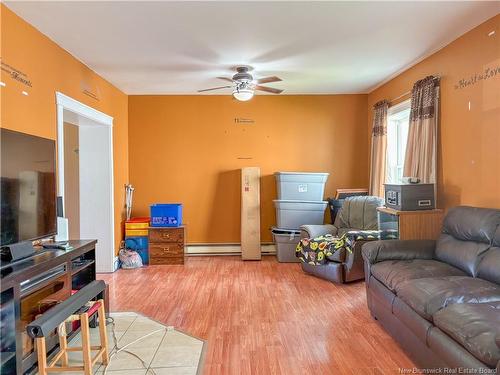 33 Hillcrest Ave, Hartland, NB 