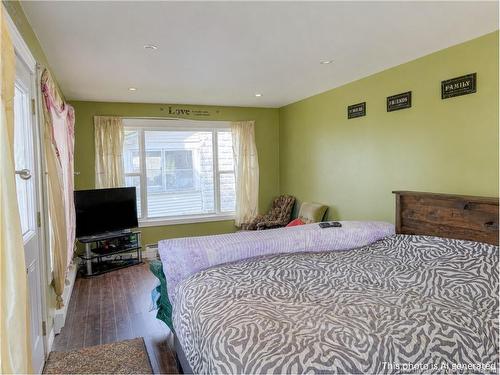 33 Hillcrest Ave, Hartland, NB 