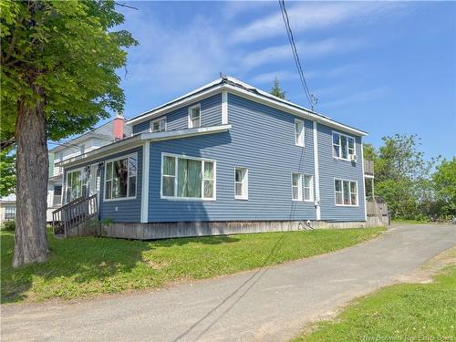 33 Hillcrest Ave, Hartland, NB 