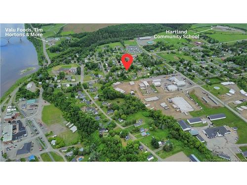 33 Hillcrest Ave, Hartland, NB 